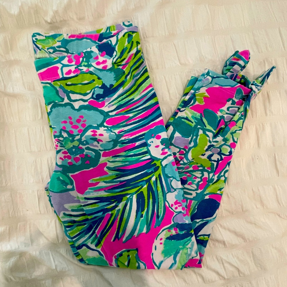 Girls size large Lilly leggings